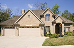 Garage Door Repair Services in Claremont, CA